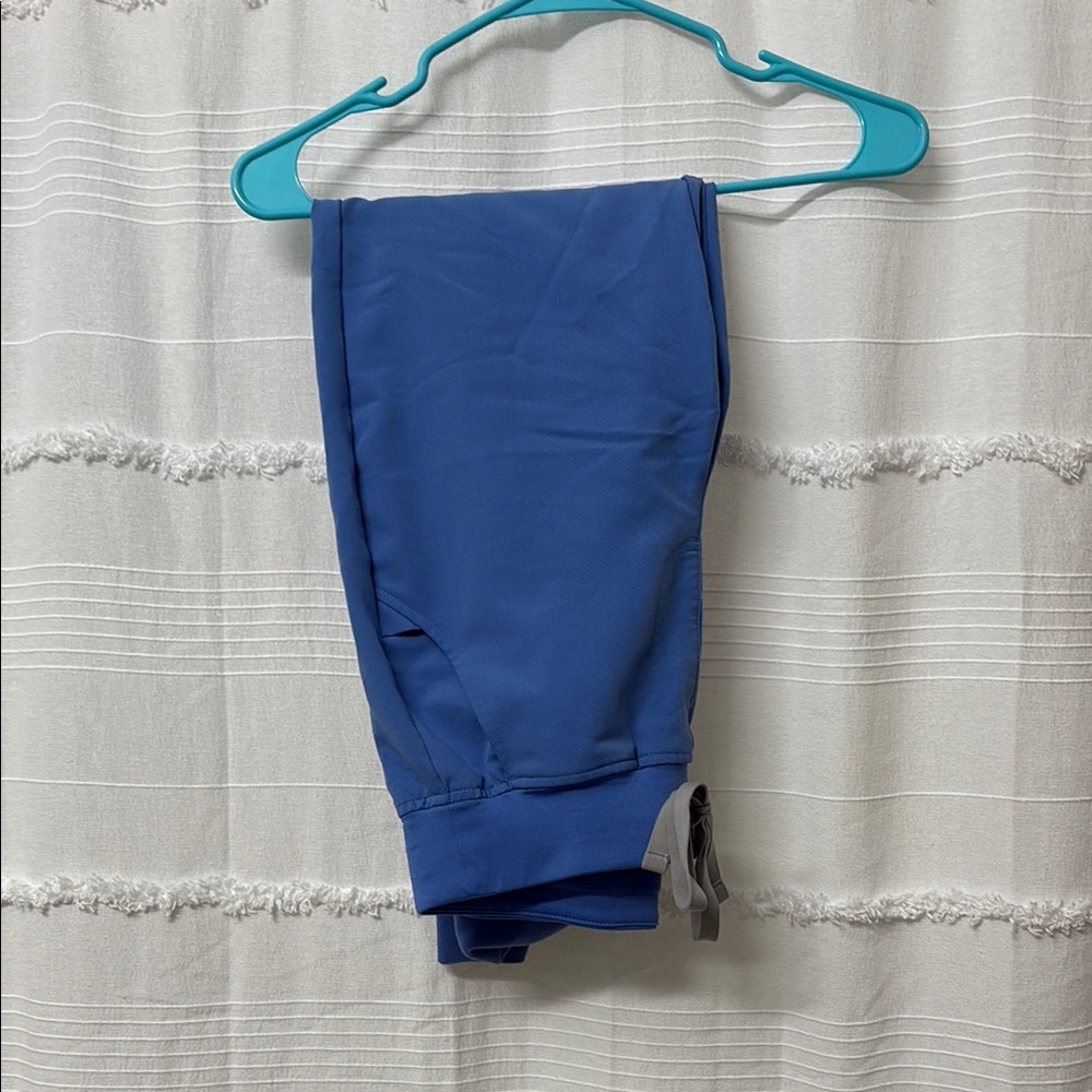 Figs ceil blue jogger scrub pant